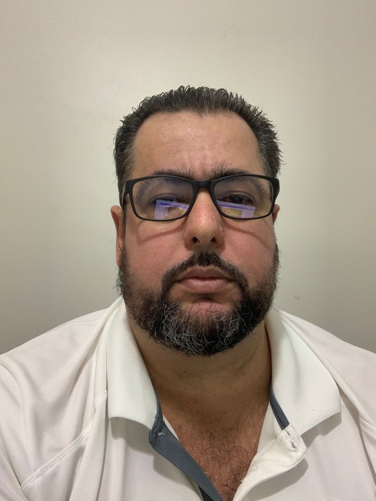 Anthony, mentor do curso de avicultura caipira, fundador do AGRO FAMILIAR DO BRASIL